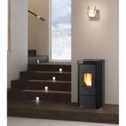Moira Evo 7 Kw étanche - Poêle à Granulés LA NORDICA EXTRAFLAME -Hawa Soldes Magasin poele granules extraflame moira 2